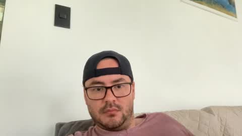 juanchom online show from 10.21.25