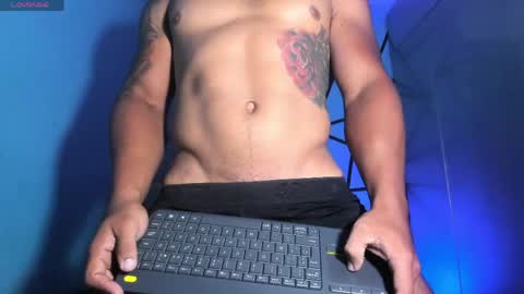 Snapshot of juande_24 chatting on 05.27.26 independent model online show from 05.27.26
