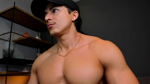 Snapshot of juandres007 chatting on 05.05.26 JUANDRES online show from 05.05.26