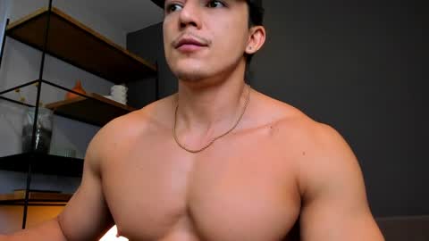 Snapshot of juandres007 chatting on 06.25.26 JUANDRES online show from 06.25.26