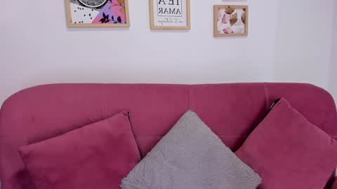 Snapshot of juanita_owens chatting on 12.21.24 juanita_owens online show from 12.21.24