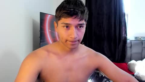 Snapshot of juanjo_ferrari chatting on 03.15.26 juanjo ferrari online show from 03.15.26