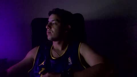 juannvalencia11 online show from 04.19.26