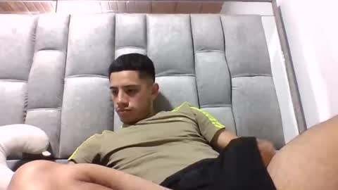 Snapshot of juanperez1999777 chatting on 09.24.25 juanperez1999777 online show from 09.24.25