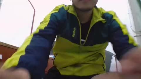 Snapshot of juanperez1999777 chatting on 11.01.25 juanperez1999777 online show from 11.01.25