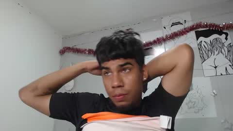 juanse_hot11 online show from 01.20.25