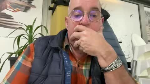 Juan online show from 12.04.25