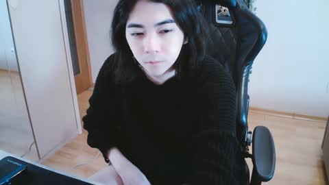 Aoi online show from 01.11.25