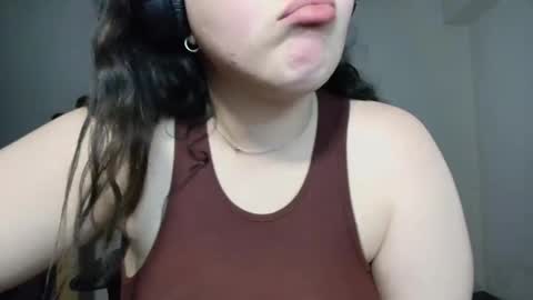 Snapshot of judithamelia chatting on 10.21.25 Judithamelia online show from 10.21.25