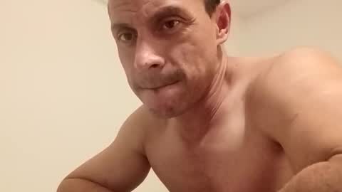 Snapshot of jugg2 chatting on 10.16.25 Jugg online show from 10.16.25