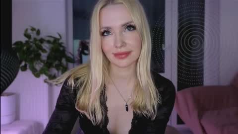 Goddess Julia online show from 12.17.25