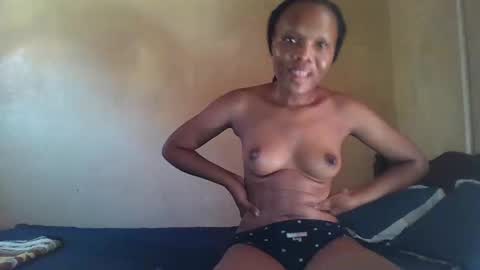 juice_petite3 online show from 12.29.24