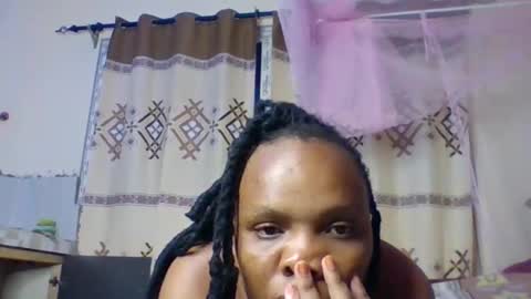 juice_petite3 online show from 05.23.26