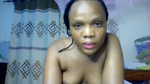 juice_petite3 online show from 05.25.26