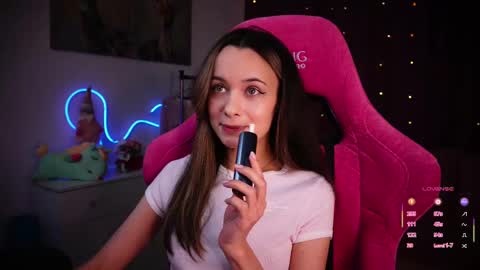 Angelina online show from 02.18.25