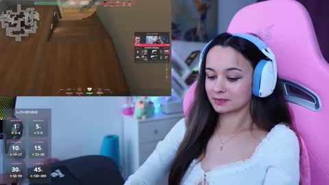 Angelina online show from 11.18.25