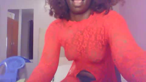 Snapshot of juicy_assgamma chatting on 10.20.25 juicyass online show from 10.20.25