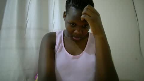 Snapshot of juicy_bella2 chatting on 10.16.25 juicy_bella2 online show from 10.16.25