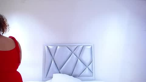 Snapshot of juicy_bignipples18 chatting on 12.11.24 juicy_bignipples18 online show from 12.11.24