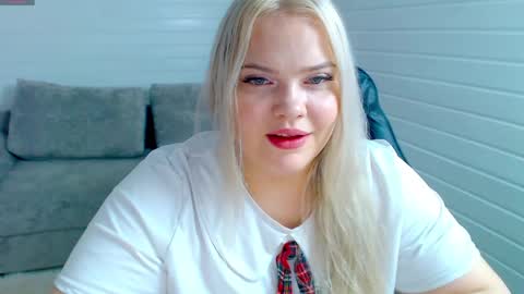 Snapshot of juicy_diana chatting on 05.02.26 Diana For friends simple Di online show from 05.02.26