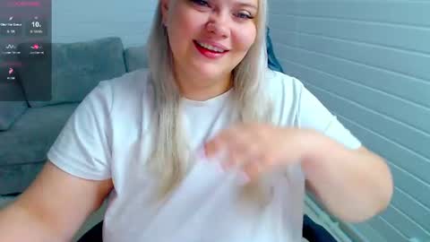 Snapshot of juicy_diana chatting on 07.01.26 Diana For friends simple Di online show from 07.01.26