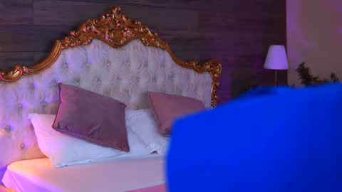 Snapshot of juicy_jessye chatting on 11.25.25 Jessye online show from 11.25.25