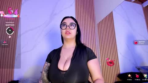 Juicy online show from 10.16.25