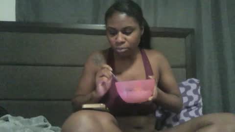 JuicyExotic online show from 10.24.25