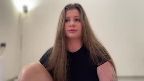 Snapshot of juicyhelenx chatting on 07.11.26 Elena online show from 07.11.26
