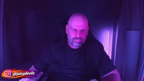 JuicyLounge online show from 04.05.26