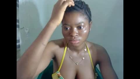 juicynpinkx online show from 04.06.26