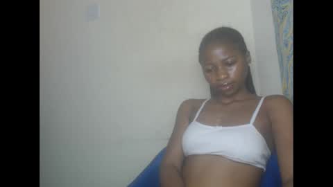 Snapshot of juicypiexx chatting on 01.25.25 juicypiexx online show from 01.25.25