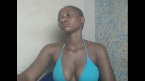 Snapshot of juicypiexx chatting on 03.09.25 juicypiexx online show from 03.09.25