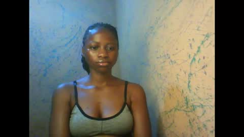 Snapshot of juicypiexx chatting on 09.17.25 juicypiexx online show from 09.17.25