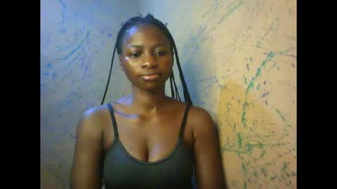 Snapshot of juicypiexx chatting on 09.26.25 juicypiexx online show from 09.26.25