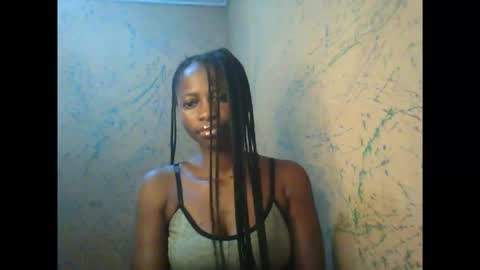 Snapshot of juicypiexx chatting on 10.04.25 juicypiexx online show from 10.04.25