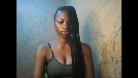 Snapshot of juicypiexx chatting on 10.09.25 juicypiexx online show from 10.09.25