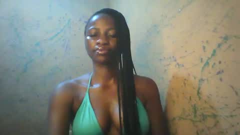 Snapshot of juicypiexx chatting on 10.10.25 juicypiexx online show from 10.10.25
