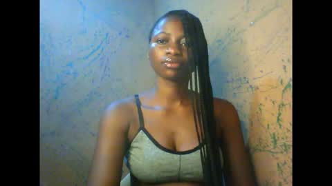 Snapshot of juicypiexx chatting on 10.13.25 juicypiexx online show from 10.13.25