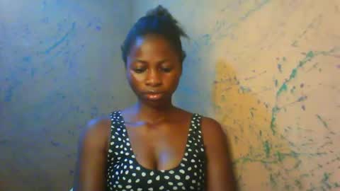 Snapshot of juicypiexx chatting on 10.19.25 juicypiexx online show from 10.19.25