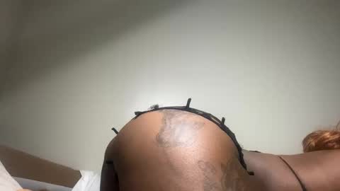 juicyy_mochaa online show from 10.23.25