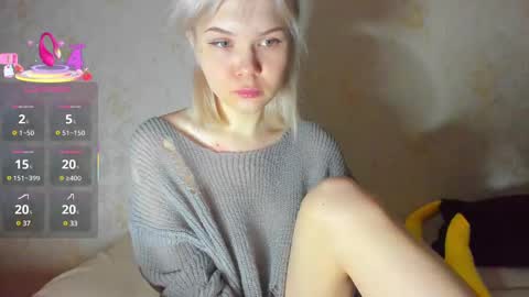 Snapshot of juisykitten chatting on 02.18.25 Anna online show from 02.18.25