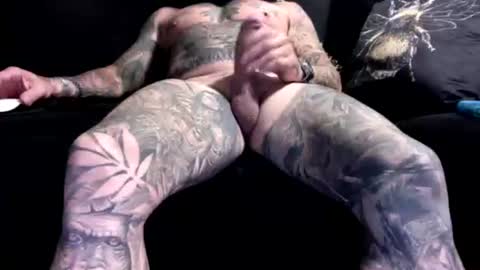 Snapshot of jules23tats chatting on 10.06.25 jules23tats online show from 10.06.25