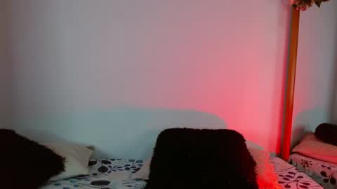 Jules and Gia online show from 12.30.24