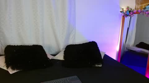 Jules and Gia online show from 01.10.25