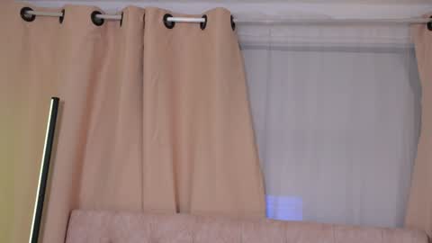 Snapshot of julescornett chatting on 01.15.25 Julees online show from 01.15.25