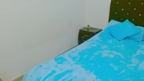  Juliana Torres  online show from 11.20.25