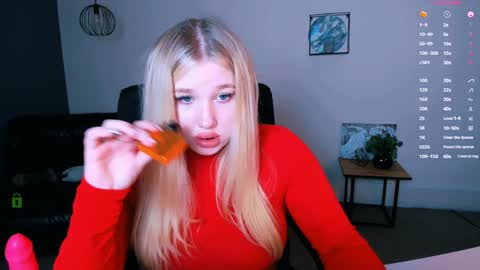 juli kisss online show from 01.03.25