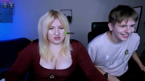 juli kisss online show from 09.16.25