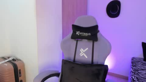 juli_santos_22 online show from 02.23.25